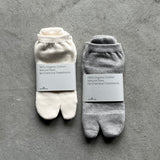 8-0452 | Tabi-style pile socks ankle length