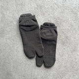 8-0453|Gallenut Tabi-style pile socks, ankle length