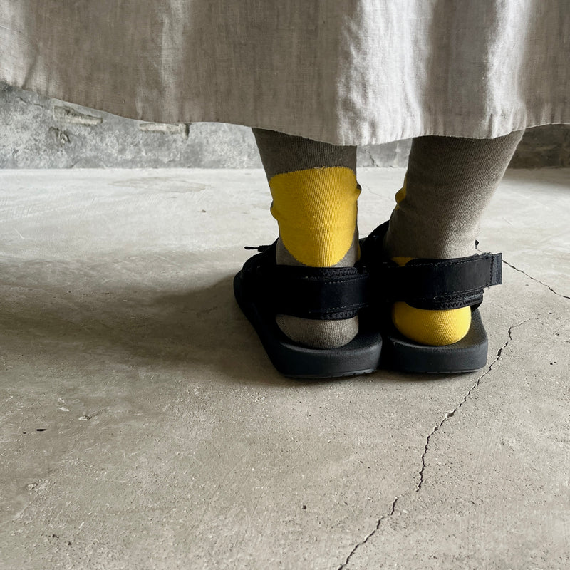 4-4015｜Organic Cotton Rubber Free Asymmetry Dot Socks