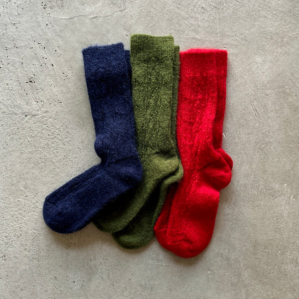 4-4025｜Mohair Wool Cable Pattern Socks