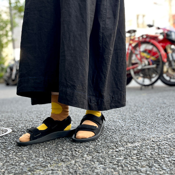 4-4003｜Organic Cotton Asymmetry Dot Socks